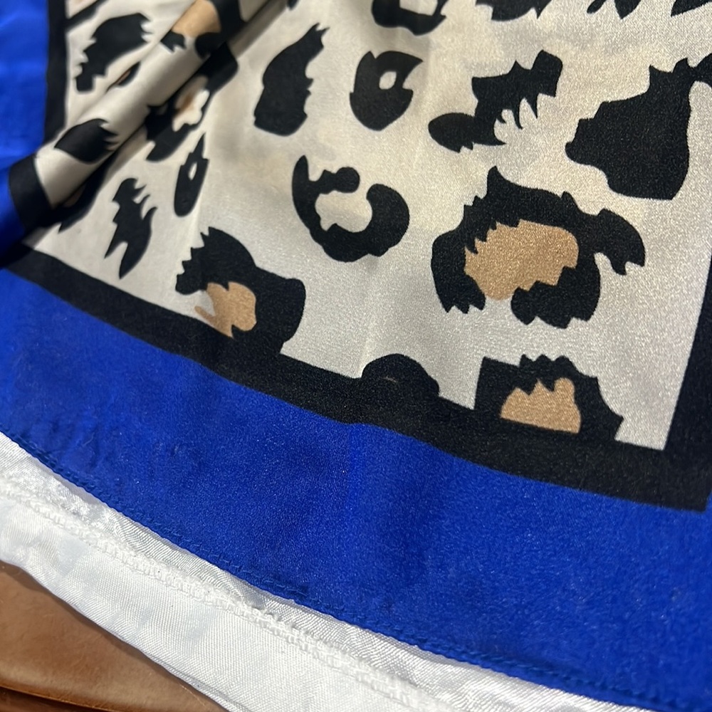 Silk Scarf - Picture 6 of 10